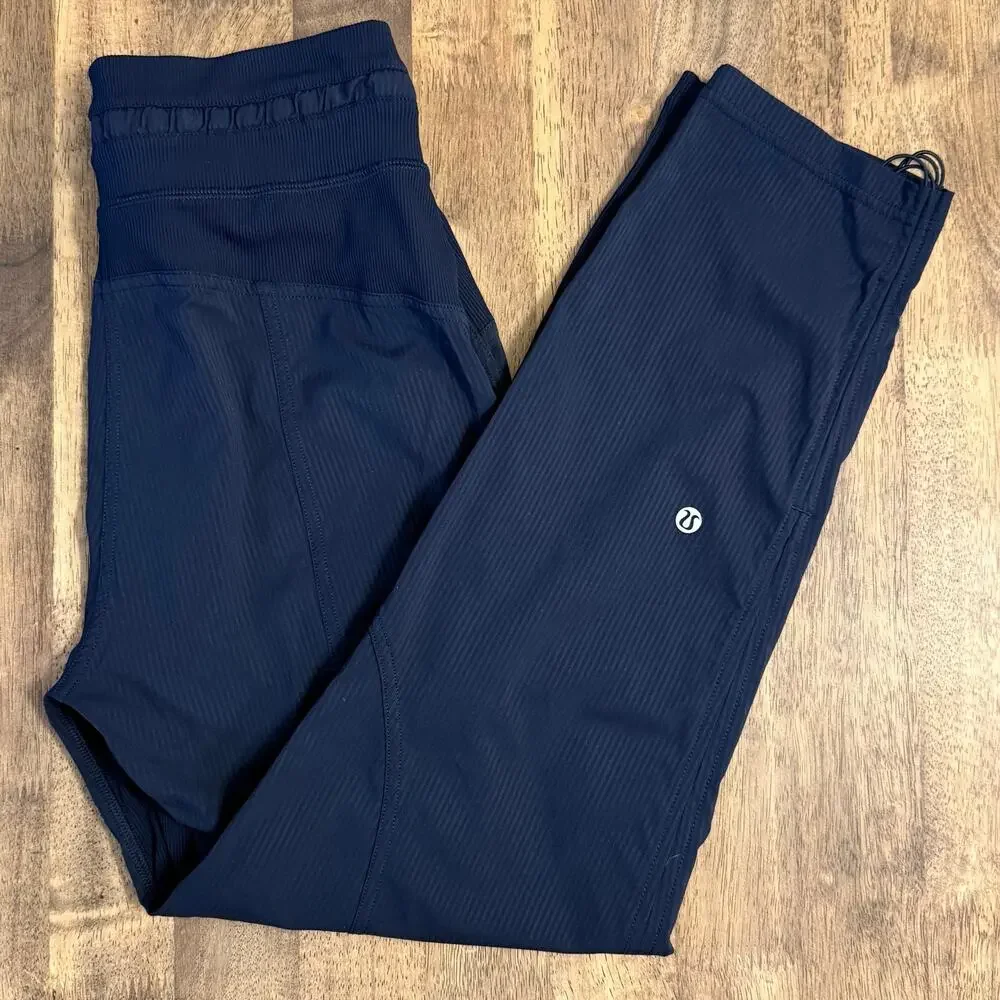 Lululemon Dance Studio Crop Mid Rise Pant 25” On The Move Athleisure Navy Size 2